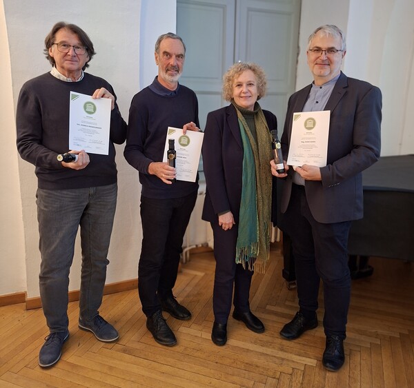 © MUSIS, v.l.n.r. Heinz Kranzelbinder, Hannes Köck, Obfrau Anja Weisi Micheltisch, Heimo Kaindl