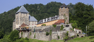 Blick auf die Burg Deutschlandsberg